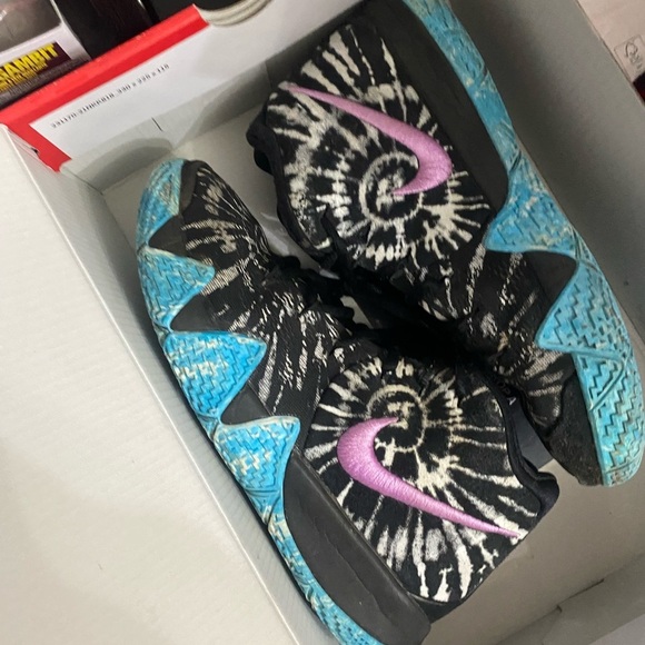Nike Other - Nike Kyrie Tie Dye Design Sneakers